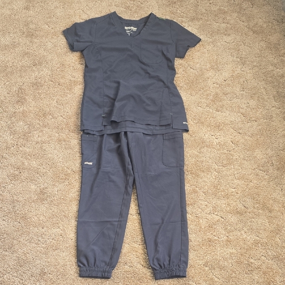 Grey's Anatomy Other - Women's Steel Gray Scrub Set